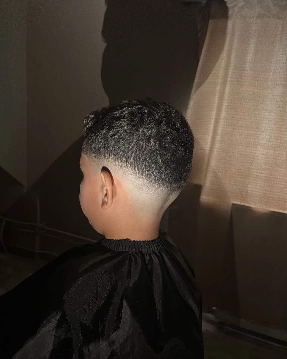 Mid fade, scherp afgewerkt en in balans met de natuurlijke textuur